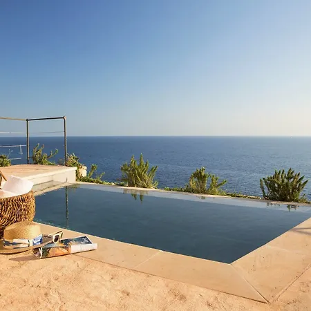 Otel Cap Rocat, A Small Luxury Of The World